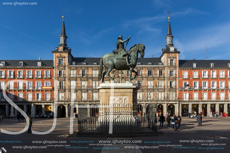 MADRID, SPAIN - JANUARY 23, 2018:  Tourist visiting Plaza Mayor in city of Madrid, Spain