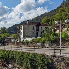 SHIROKA LAKA, BULGARIA - AUGUST 14, 2018: Old houses in historical town of Shiroka Laka, Smolyan Region, Bulgaria