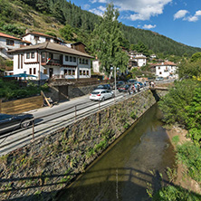 SHIROKA LAKA, BULGARIA - AUGUST 14, 2018: Old houses in historical town of Shiroka Laka, Smolyan Region, Bulgaria