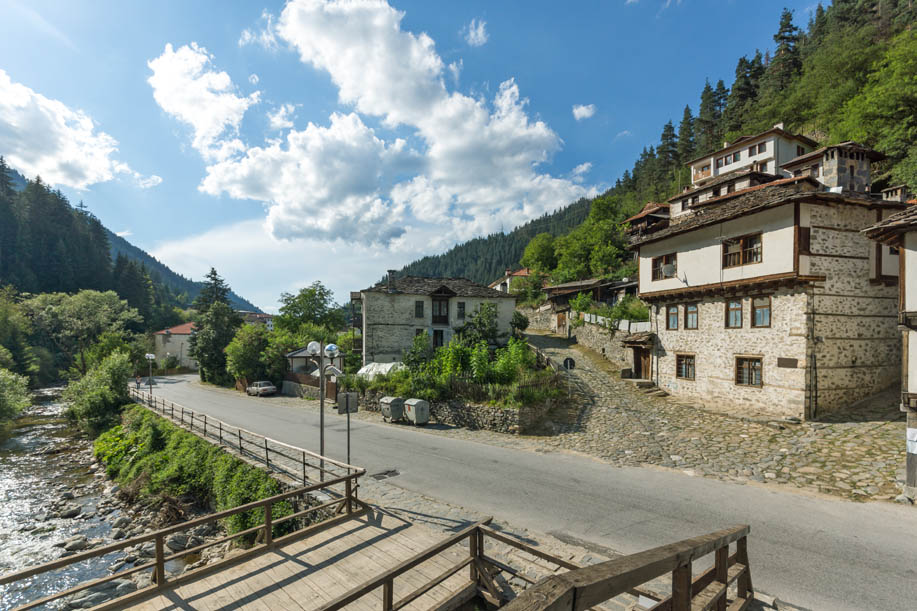 SHIROKA LAKA, BULGARIA - AUGUST 14, 2018: Old houses in historical town of Shiroka Laka, Smolyan Region, Bulgaria