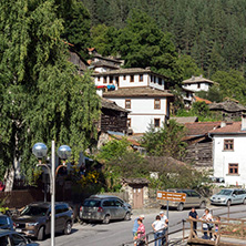 SHIROKA LAKA, BULGARIA - AUGUST 14, 2018: Old houses in historical town of Shiroka Laka, Smolyan Region, Bulgaria