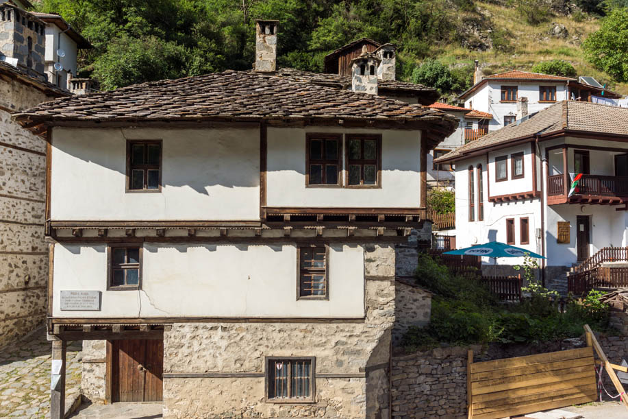 SHIROKA LAKA, BULGARIA - AUGUST 14, 2018: Old houses in historical town of Shiroka Laka, Smolyan Region, Bulgaria