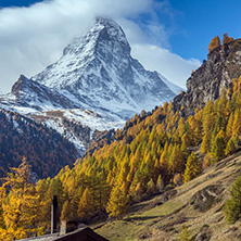 ZERMATT, SWITZERLAND - OCTOBER 27, 2015: Amazing Autumn panorama to Zermatt Resort, Alps, Switzerland