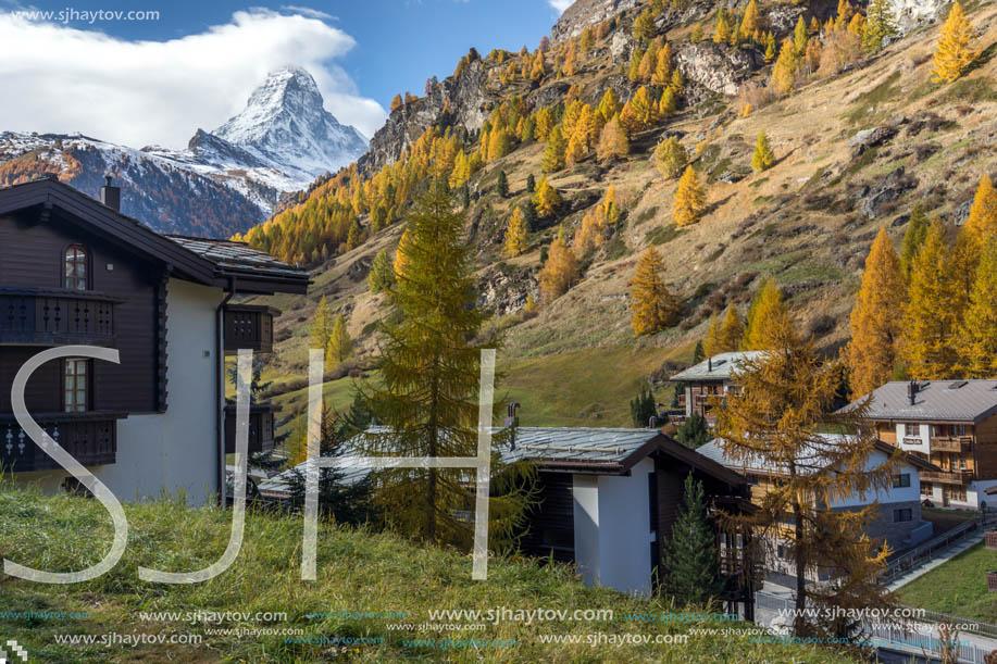 ZERMATT, SWITZERLAND - OCTOBER 27, 2015: Amazing Autumn panorama to Zermatt Resort, Alps, Switzerland