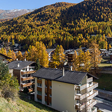 ZERMATT, SWITZERLAND - OCTOBER 27, 2015: Amazing Autumn panorama to Zermatt Resort, Alps, Switzerland